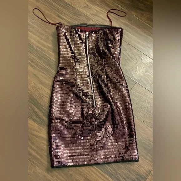 Haney Naomi strapless sequin mini dress Red Wine !! - Picture 2 of 4